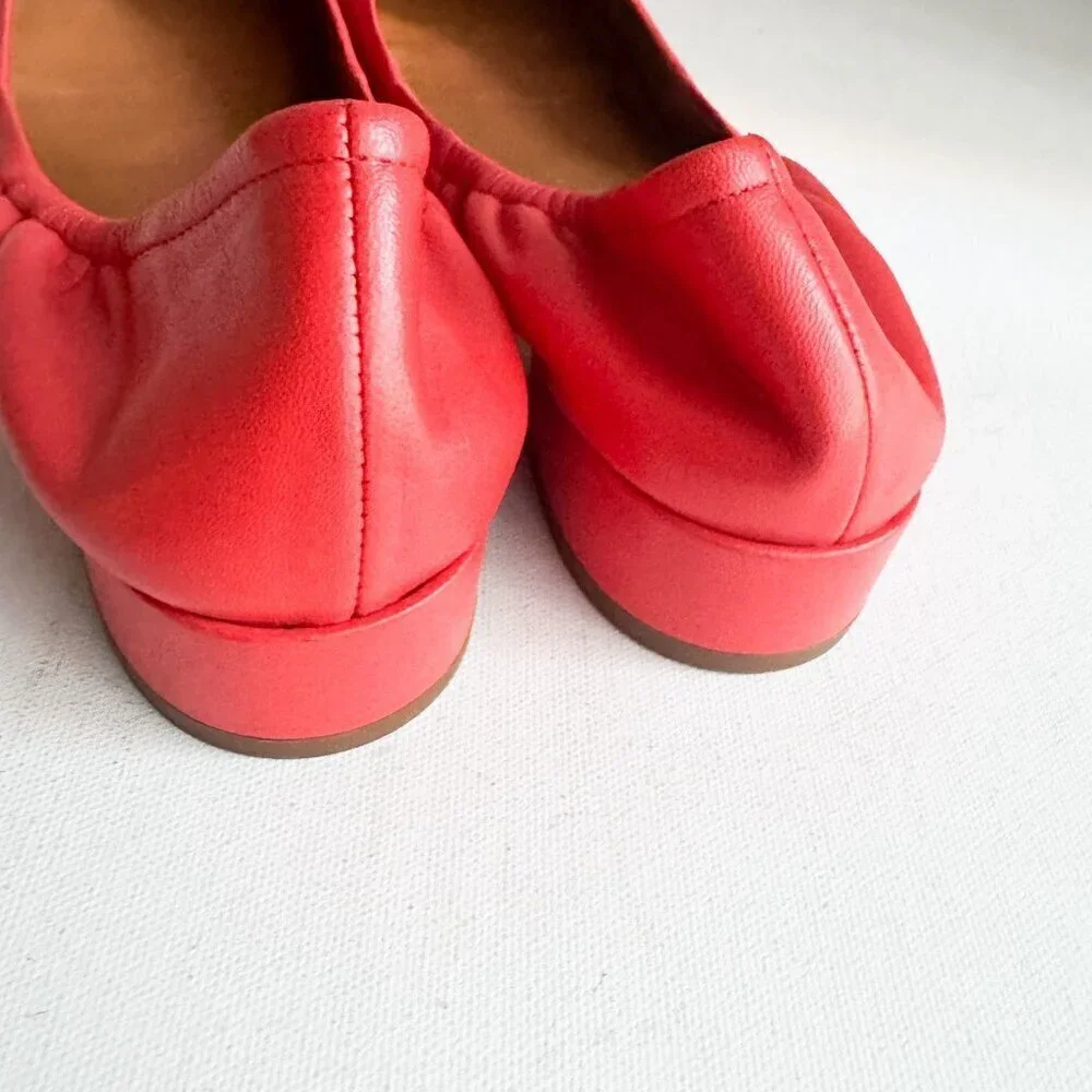 Tory Burch Leather Coral Orange Scrunch Back Low Black Heel Flats 6.5